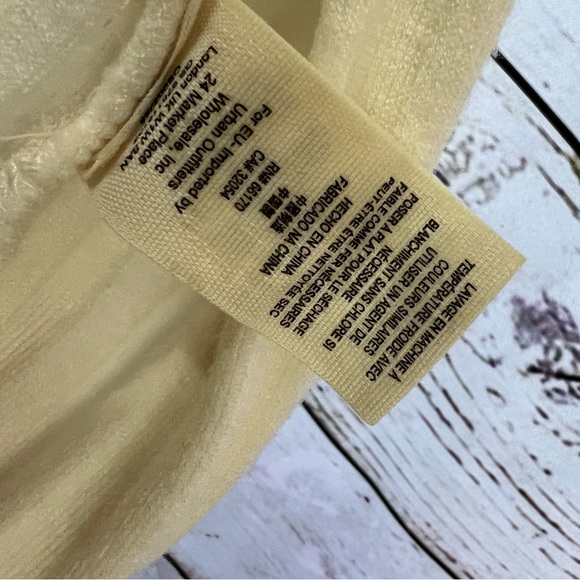 Free People ‘Luna’ Ribbed Dress in Ivory - Picture 7 of 10